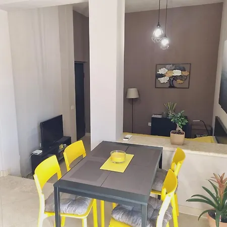 Gemelli Apartment